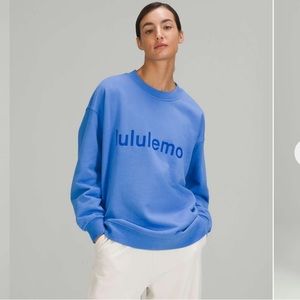 Lululemon Perfectly Oversized Crew *Graphic Blue Nile size 6